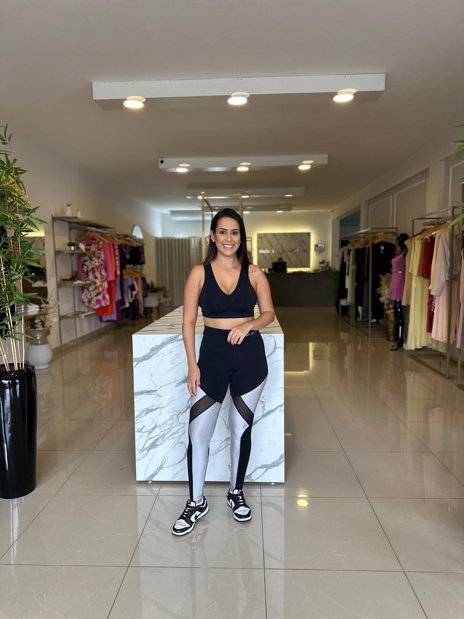 CALÇA LEGGING RECORTE FRONTAL